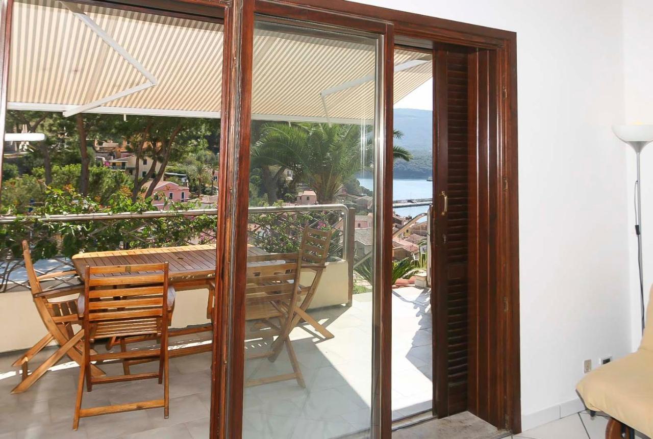 Appartamenti Residence Il Porto 13 E 16 阿祖罗港 外观 照片